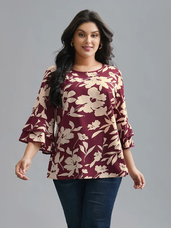 women's tops for those who love to dress up their casual looks with stylish topsSilhouette Floral Print Tiered Ruffles Blouse