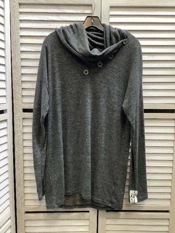 women's tops for those who want to invest in timeless piecesTop Long Sleeve By Clothes Mentor In Grey, Size: Xl