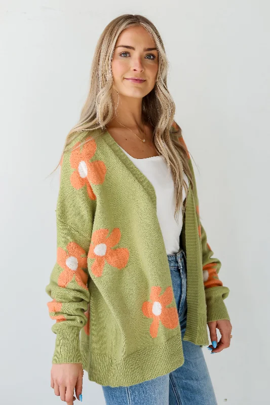 women's tops for those who want to elevate their everyday wear with chic and elegant piecesFINAL SALE - Bright Charisma Kiwi Floral Cardigan