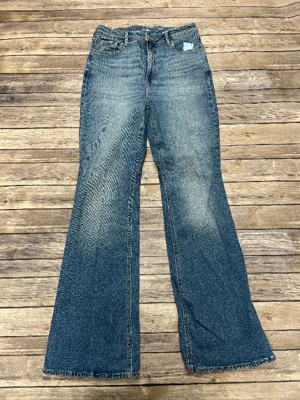 women's denim jeans for a trendy vibeJeans Flared By Old Navy In Blue Denim, Size: 6