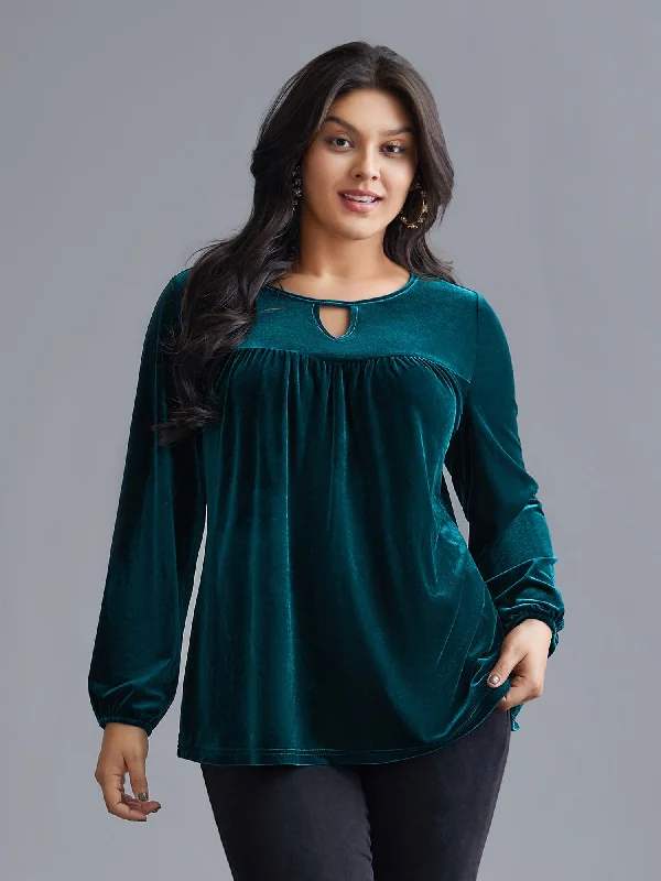 women's tops for those who want to create outfits that reflect their personal style and sense of fashionPlain Hollow Out Gathered Velvet Blouse