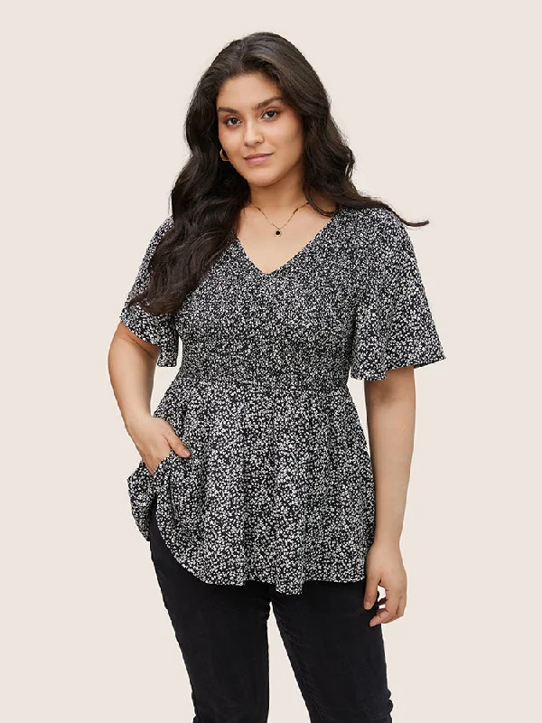 plus-size women's topsDitsy Floral Shirred Ruffle Sleeve Elastic Waist Blouse