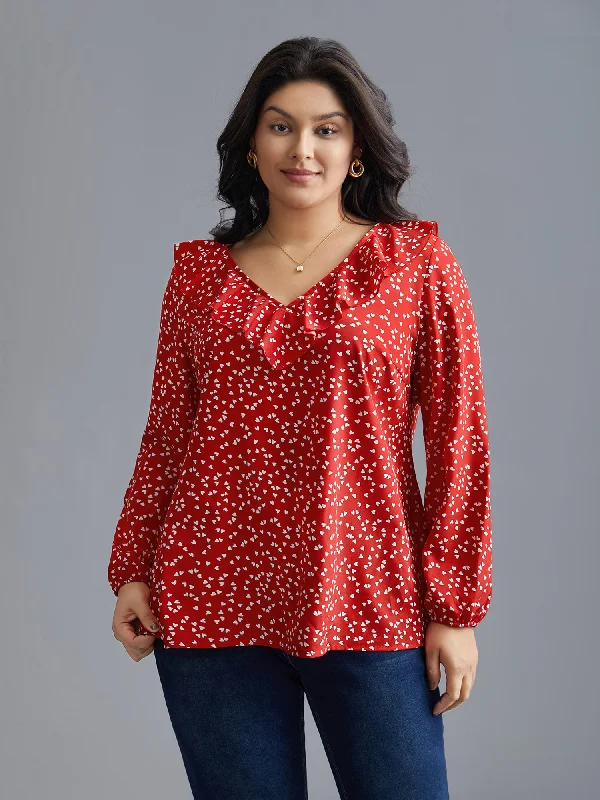 women's tops for those who want to show off their figure in a flattering wayV Neck Ruffle Heart Blouse