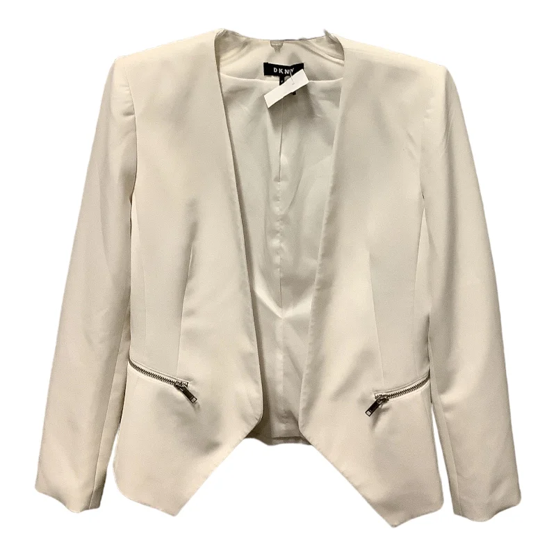 women's coats for those who appreciate timeless fashionBlazer By Dkny  Size: 2