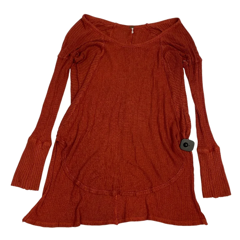 women's tops for those who want to add a touch of sophistication to their casual attireTop Long Sleeve By We The Free In Red, Size: M