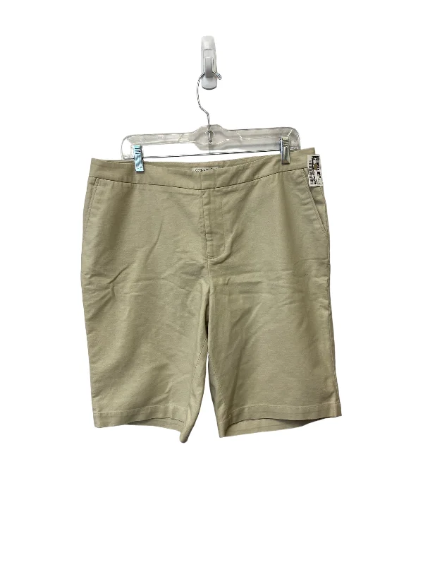 women's zippered shortsBeige Shorts Coldwater Creek, Size 14