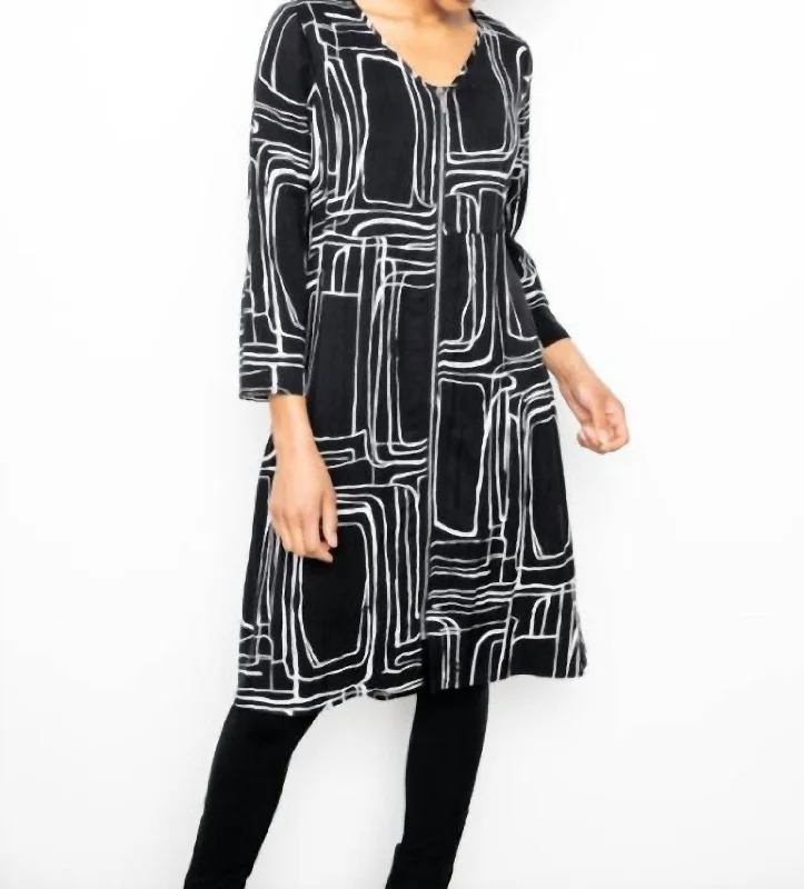 Retro Crewneck SweatersTencel Zip Front Dress In Black