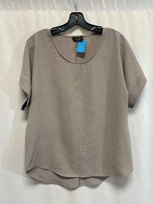 women's tops for those who want to make a fashion statementTop Short Sleeve By Cmf In Taupe, Size: S