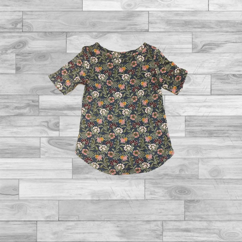 women's tops for those who want to add a personal touch to their wardrobe with unique and one-of-a-kind piecesTop Short Sleeve By Loft In Floral Print, Size: Xs